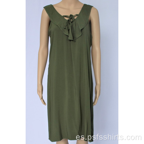 Vestido casual de mujer con cuello volante